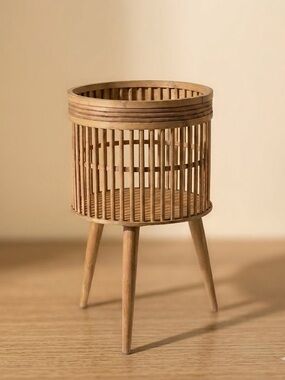 Magnolia Aged Wood Plant Stand Small